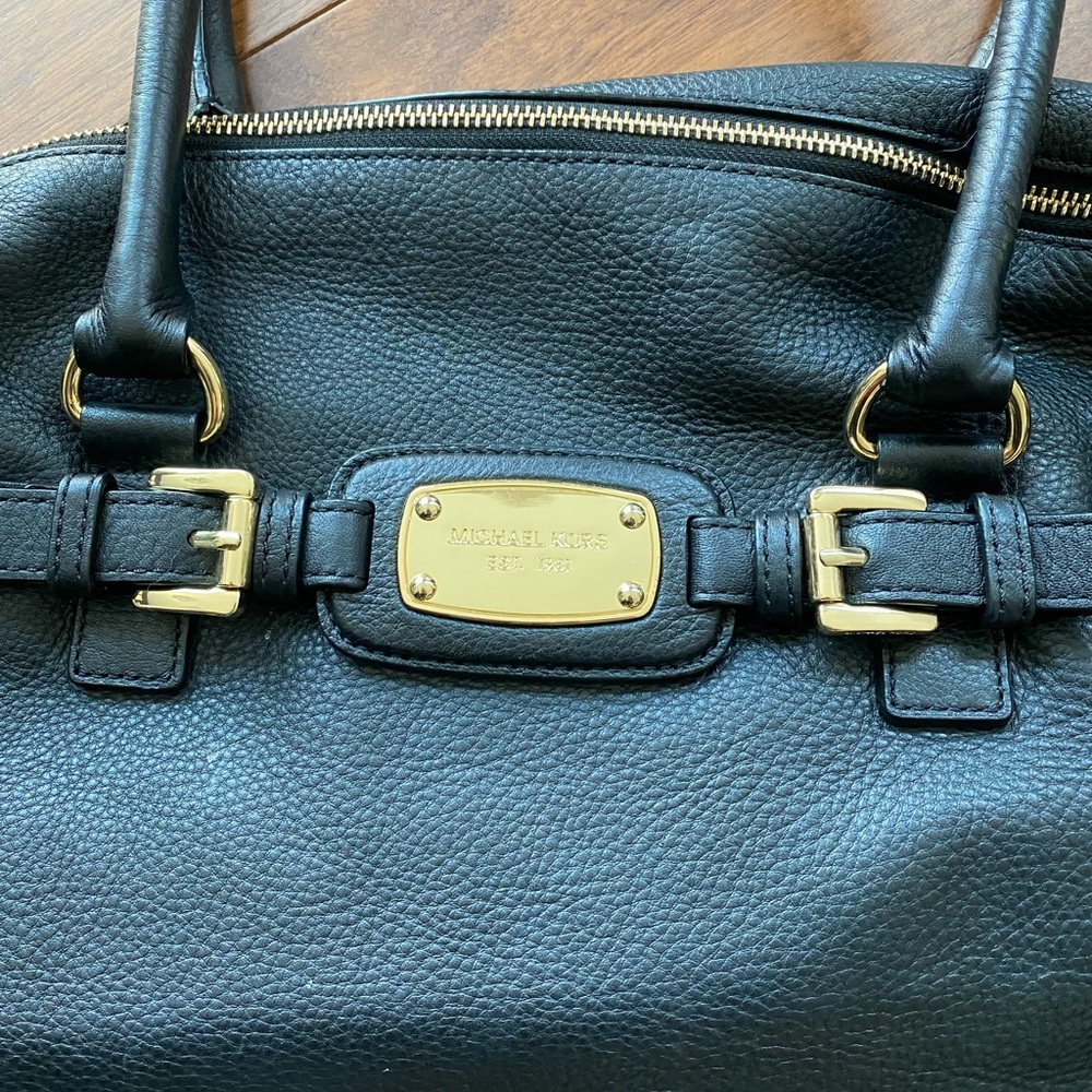 [Michael Kors] Black Leather Zippered Work Office Shoulder Bag - Picture 2 of 6